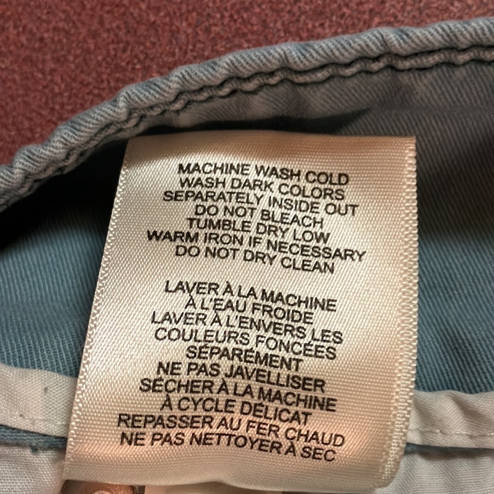 Classic Fit Light Blue Jeans. 2 small stains, barely visible. - Picture 7 of 8